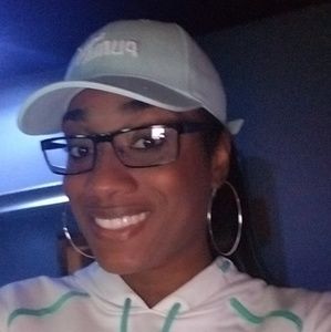 Meet your Posher, Brandy